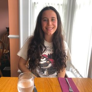 Meet your Posher, Carly